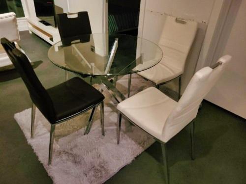 Furnished 1 Bedroom In East Village By Signature Suites Ltd YYC Buitenkant foto